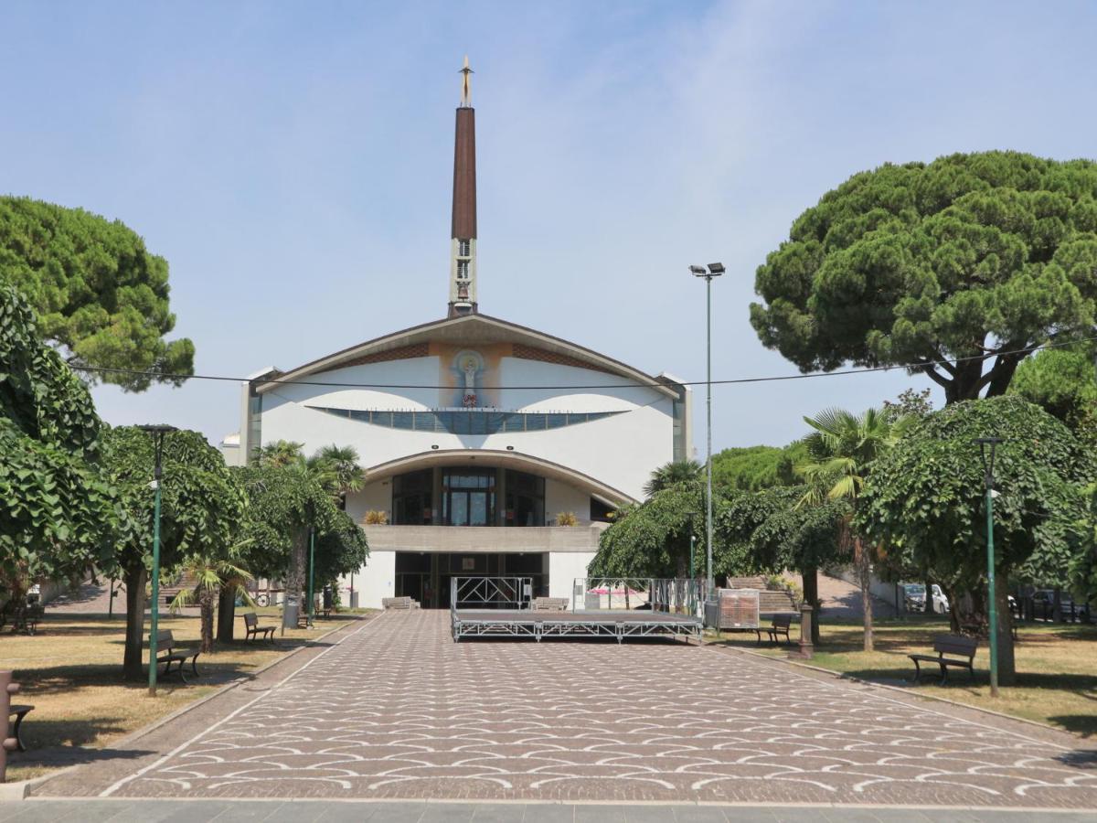 Letizia Apartment Lignano Sabbiadoro Luaran gambar