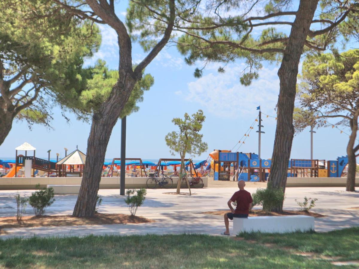 Letizia Apartment Lignano Sabbiadoro Luaran gambar